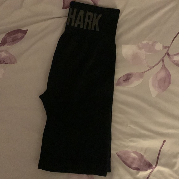 Gymshark athletic shorts - Picture 2 of 4